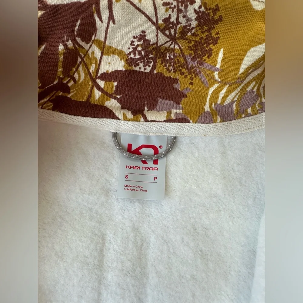 Kari Traa Ruth Midlayer Print Half Zip Sweatshirt - Picture 4 of 7